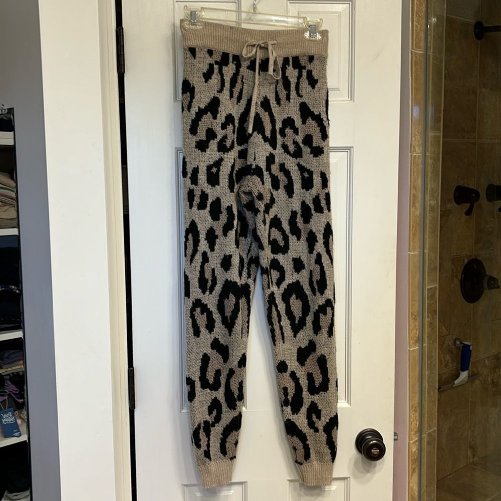Leopard print comfy joggers.
